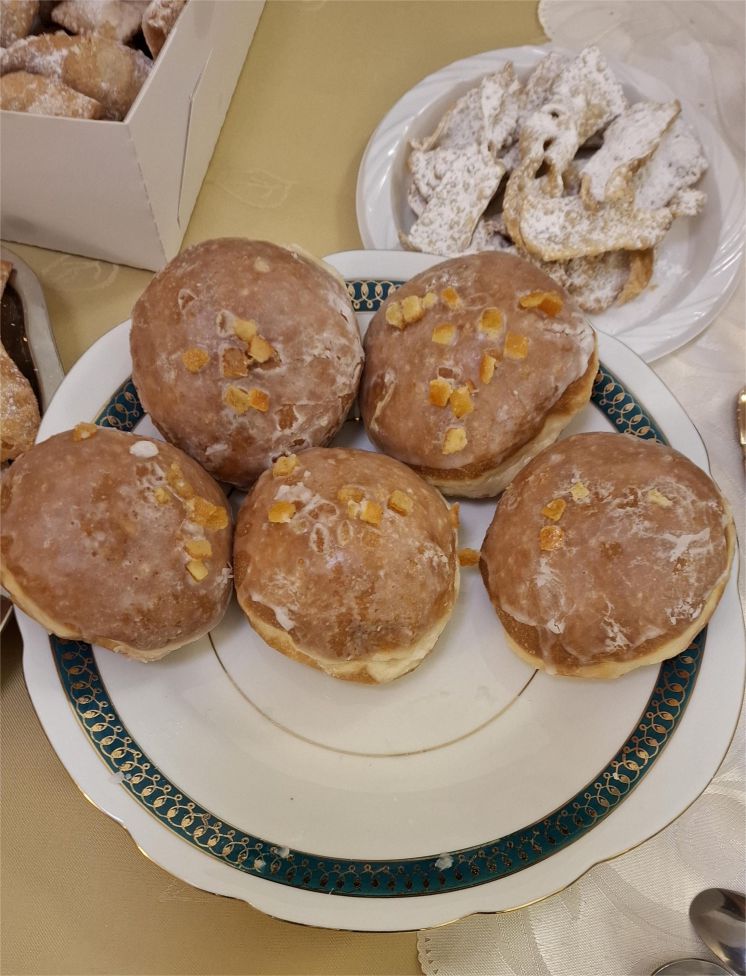 Pączki, pączki, pączusie